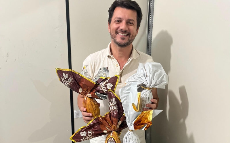 Entrega dos ovos de Páscoa para os alunos da rede municipal de ensino