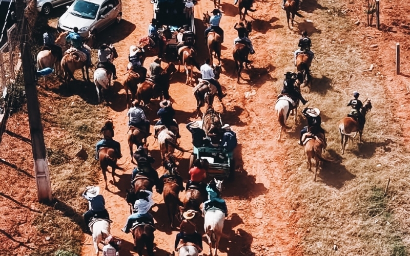 Cavalgada da 33º ExpoAltônia reúne 600 participantes